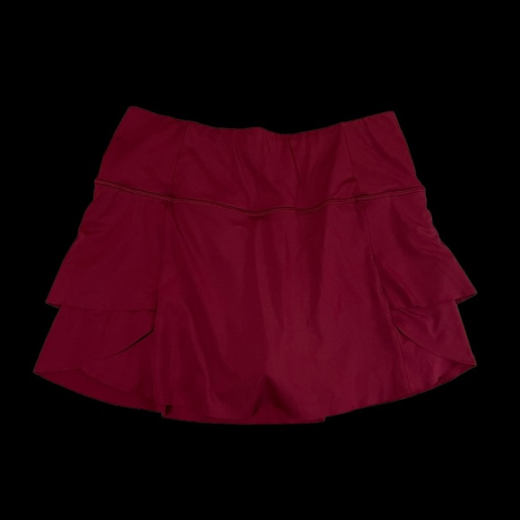 Athleta Momentum Layered Swing Skort in Berry - Picture 3 of 16